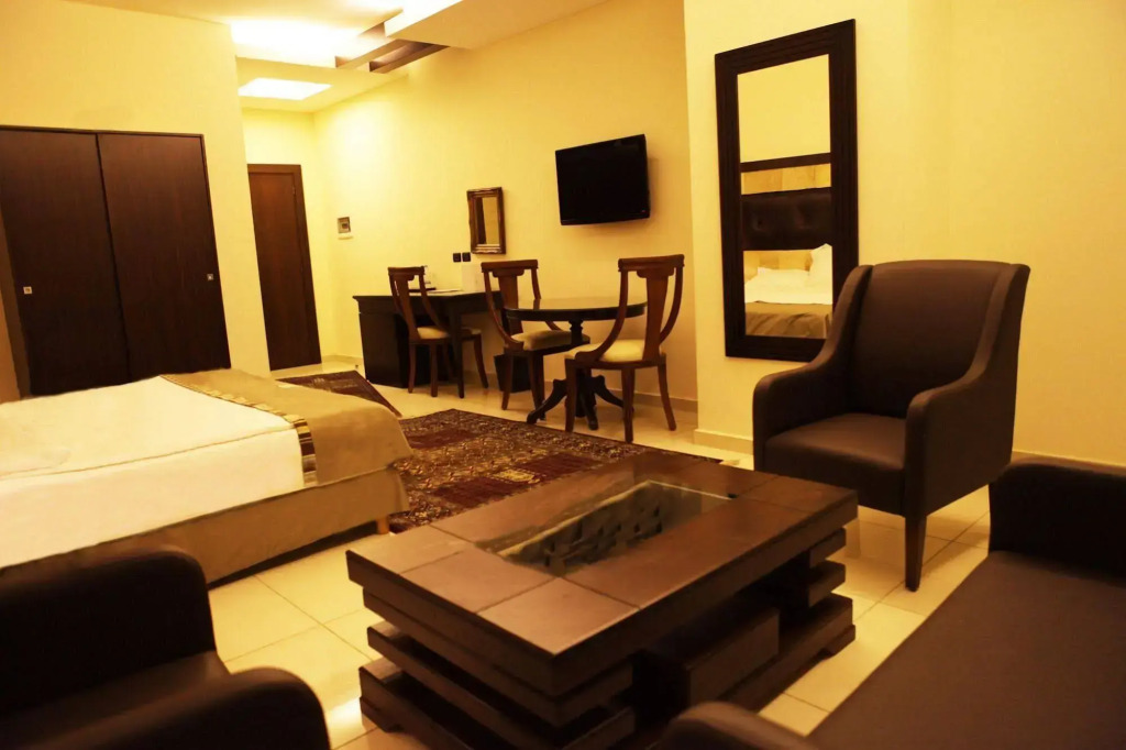 Reston Hotel - фото 45