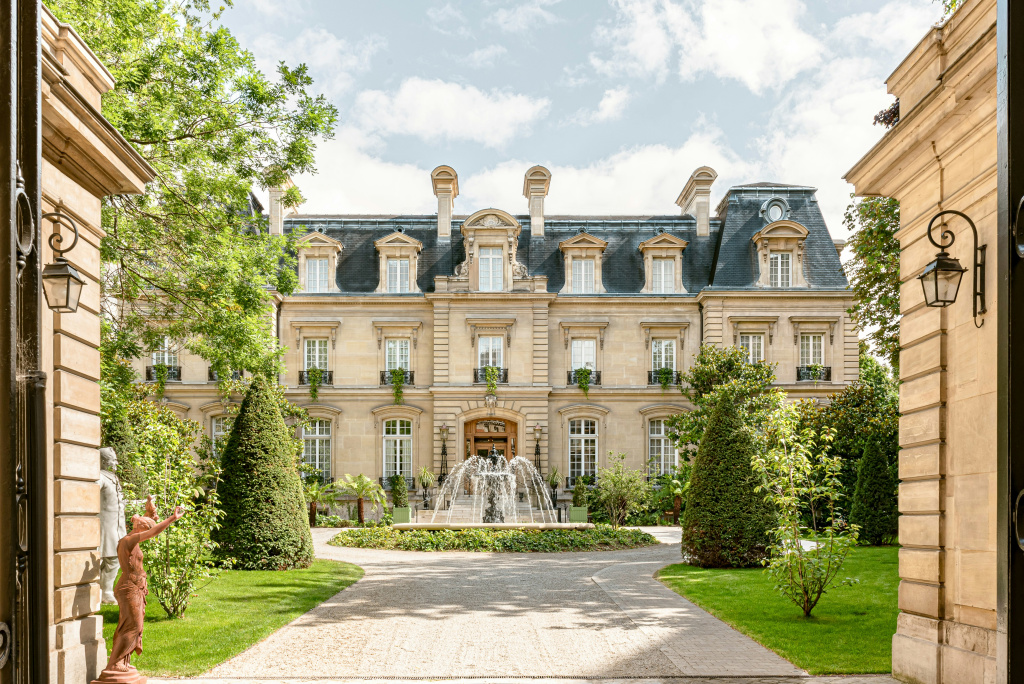 Saint James Paris - Relais & Chateaux — фото