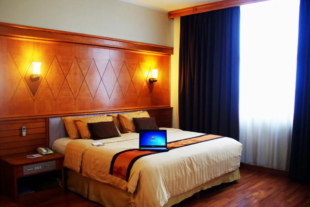 Mutiara Merdeka Hotel - Chambres