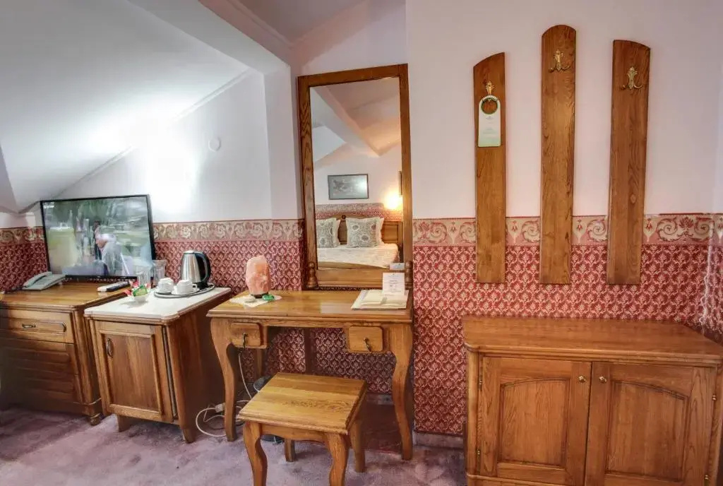 Standard Double room (full double bed)