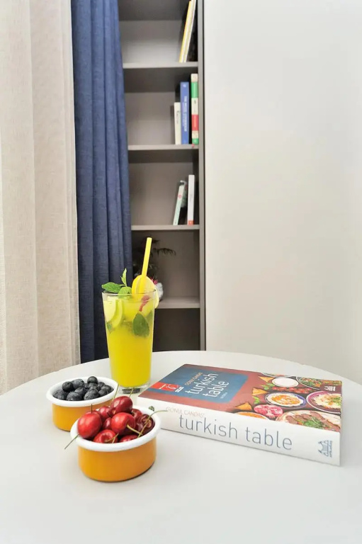 Food & Beverage