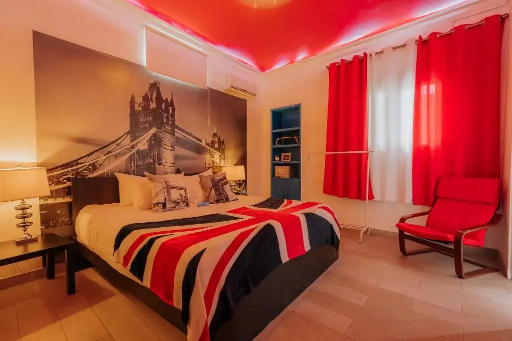 Deluxe Suite