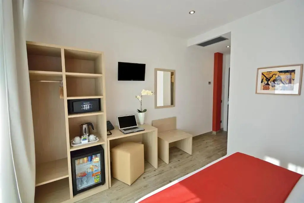 Hotel Luxor Florence - Chambres
