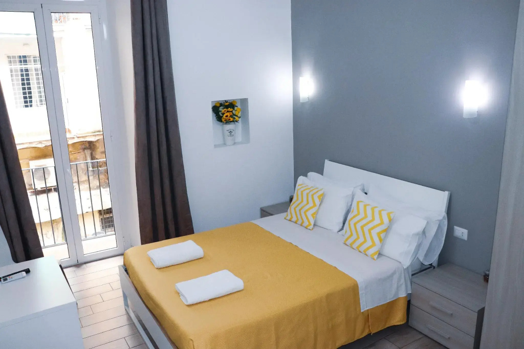 Standard Double room (full double bed)