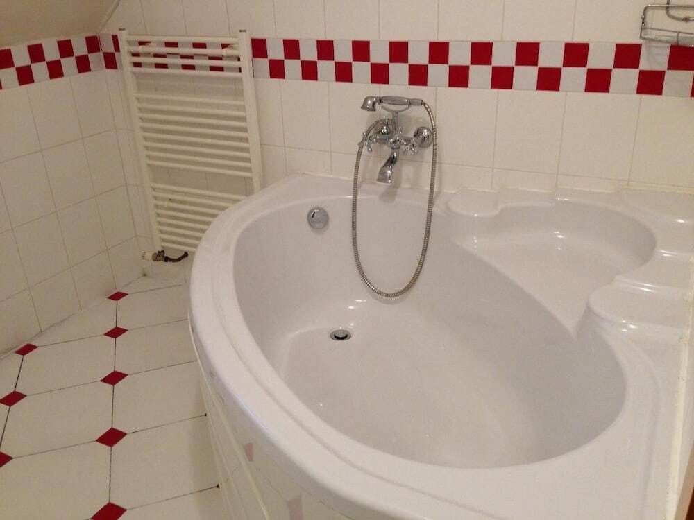 Image 8