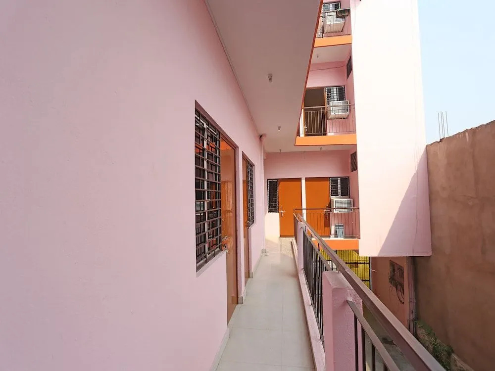 OYO Flagship 22406 Shree Shree Guest House