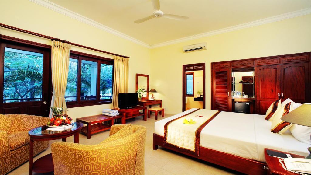 Golden Coast Resort & Spa