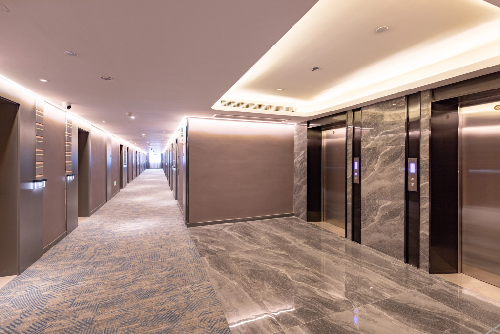Lobby & Reception