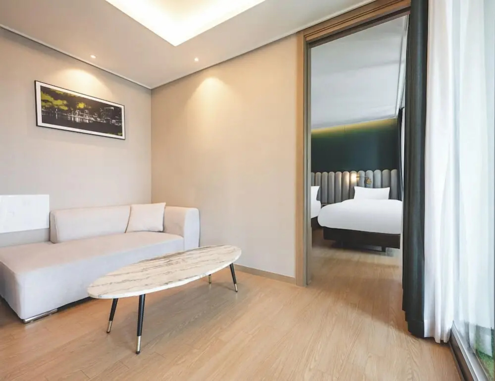 Standard Double room (twin beds)