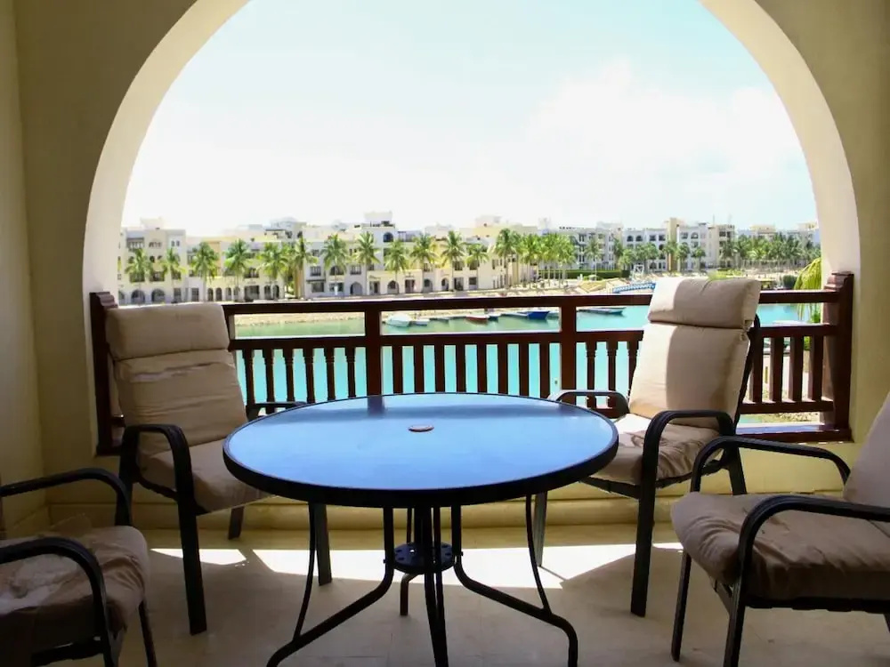 Elegant Marina View Escape