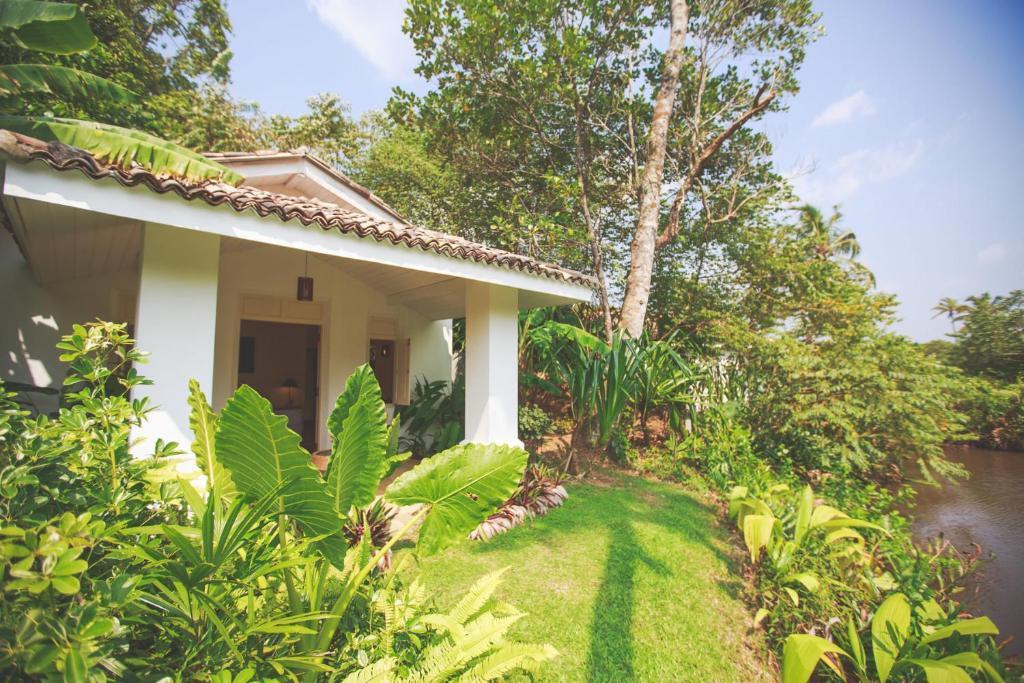 Karmel Villa Thalduwa Island - Five Bedroom Luxury Villa With Private Pool