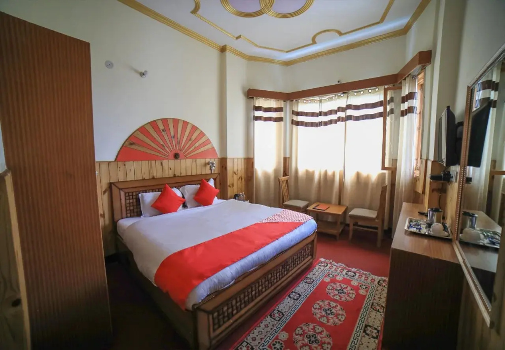 Bedroom