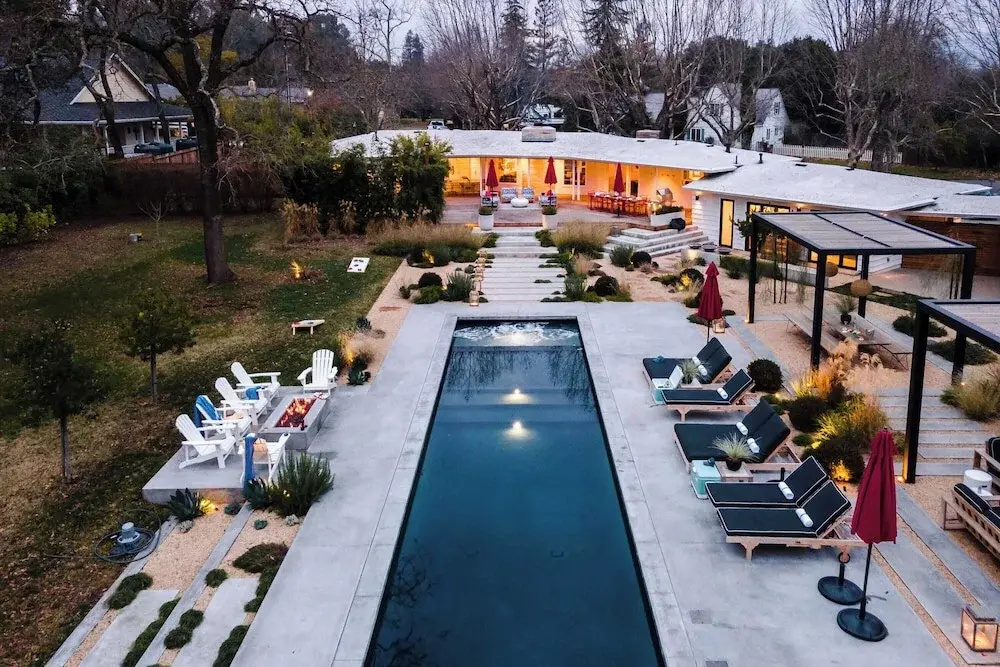 Marquee By Avantstay Modern Stylish Estate w/ Pool & Entertainers Courtyard