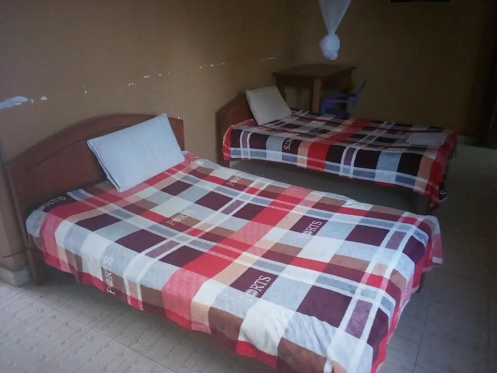Standard Double room with balcony (full double bed)