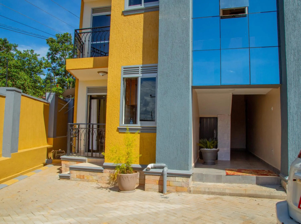 Keisha Luxury Furnished Apartment Bukoto