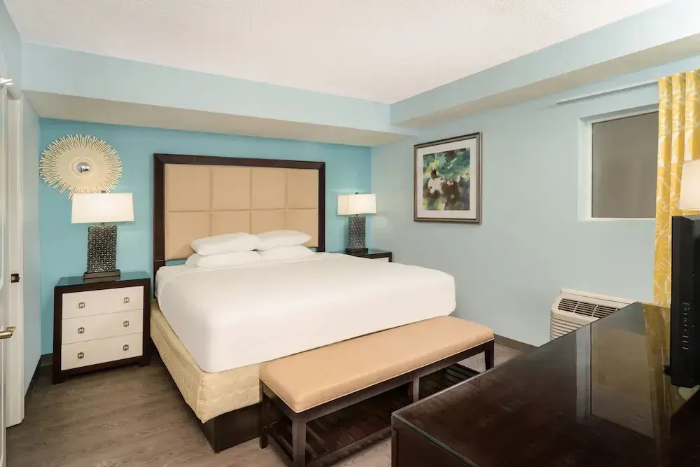 Deluxe Suite oceanfront