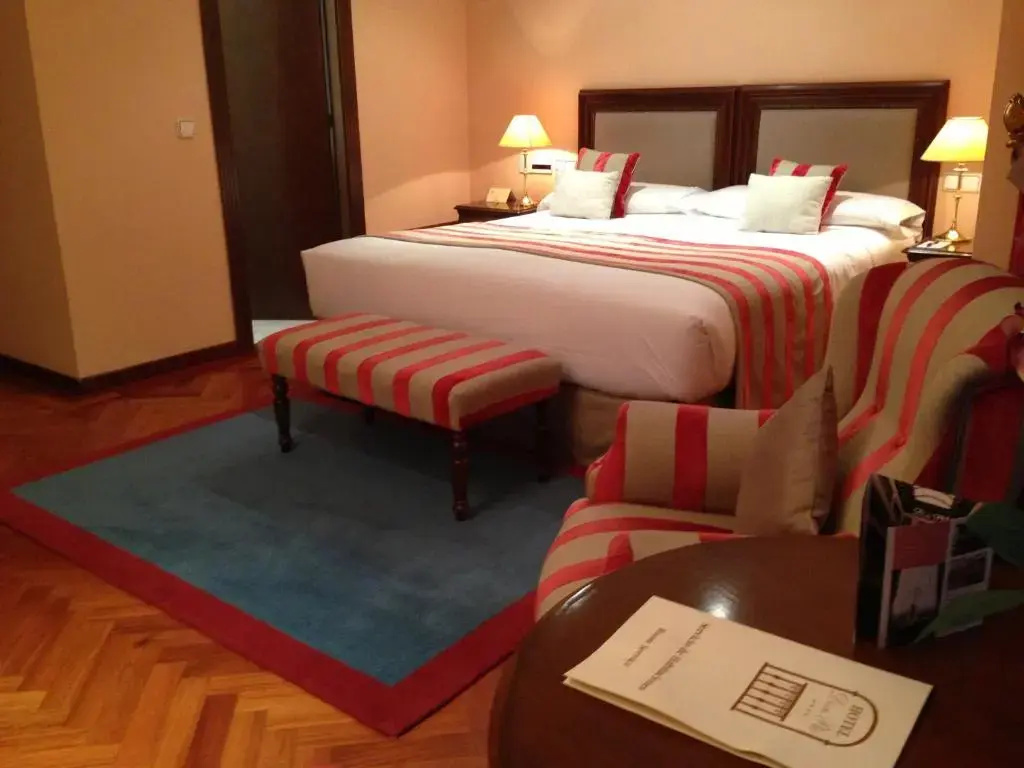 Double room (full double bed)