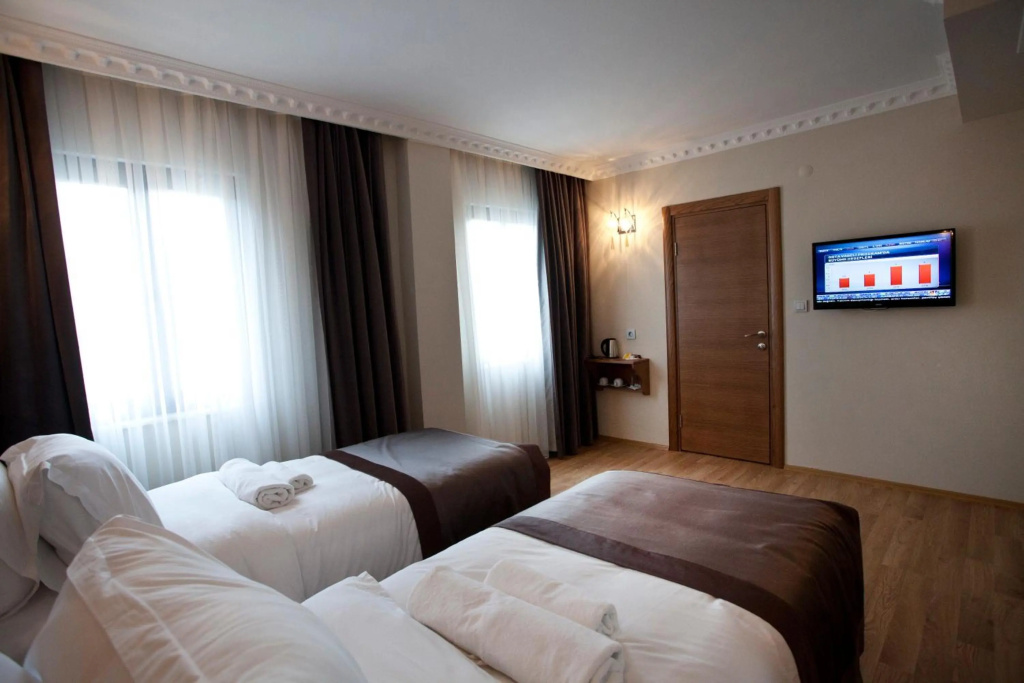 Pera Line Hotel — 3