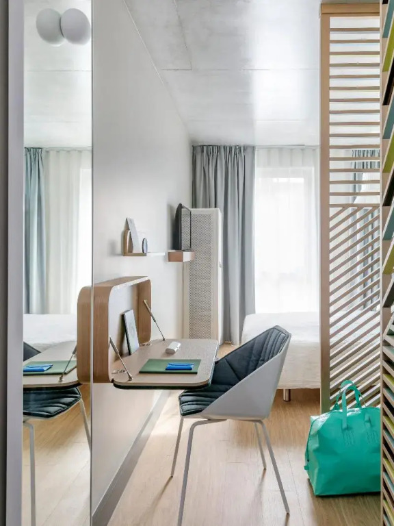 Одноместный номер Classic двуспальная кровать в OKKO Hotels Toulon Centre
