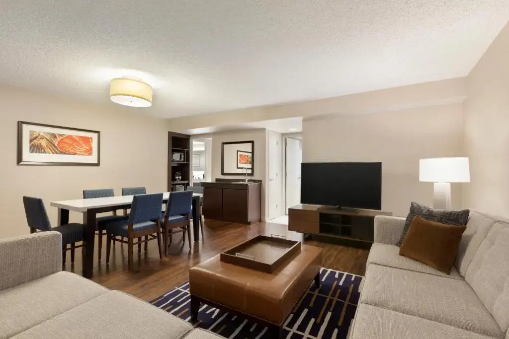 Embassy Suites by Hilton Chicago Lombard Oak Brook - Chambres