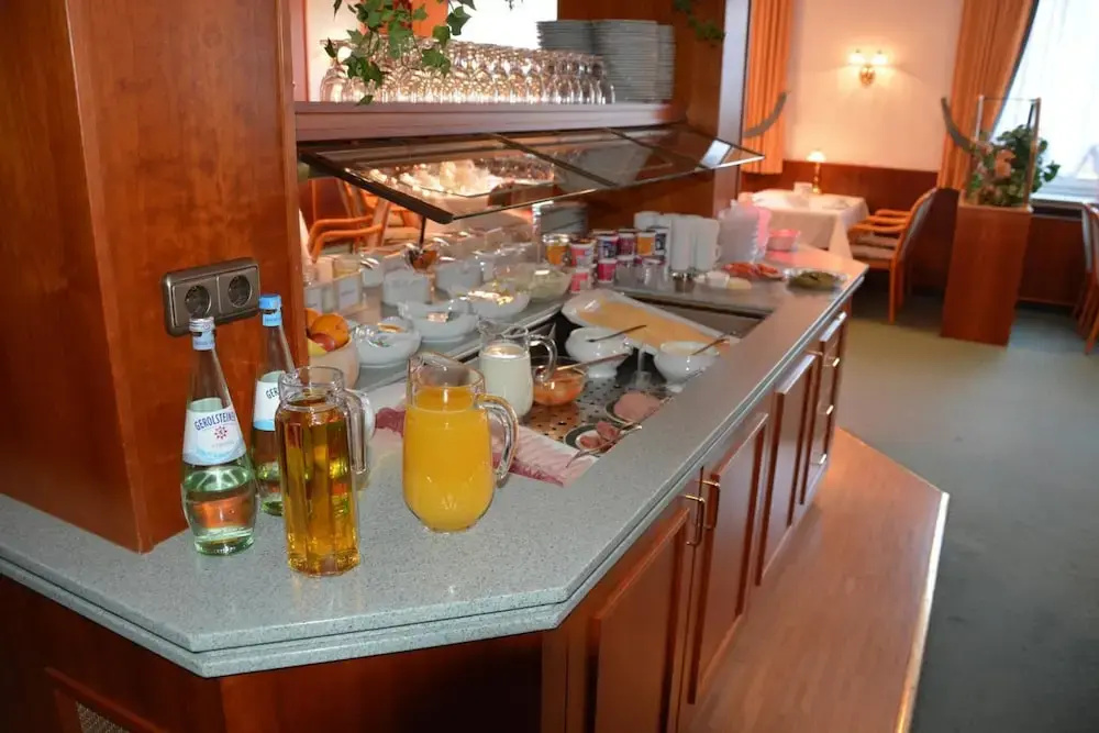 Hotel photo 12