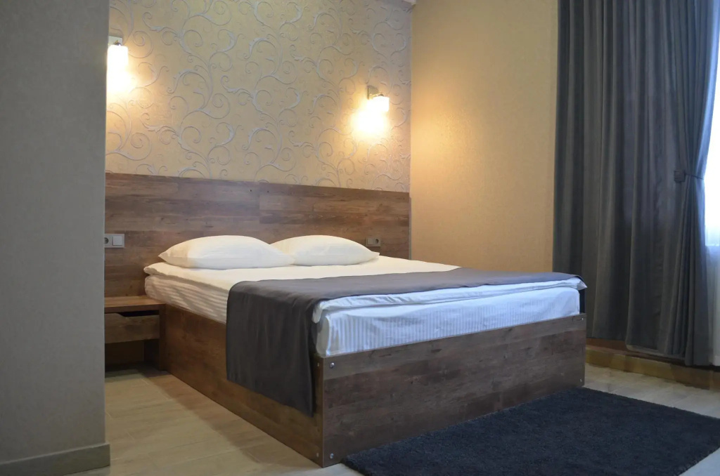 Standard Double room (full double bed)