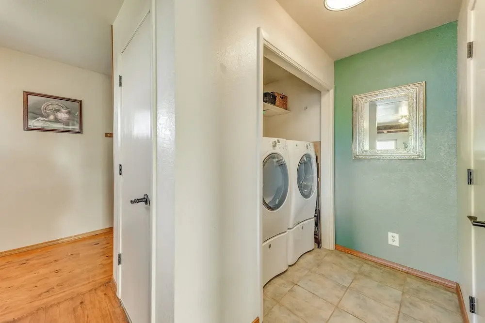 Cloudcroft Cabin w/ View ~ 4 Mi to Ski Cloudcroft! - фото 3