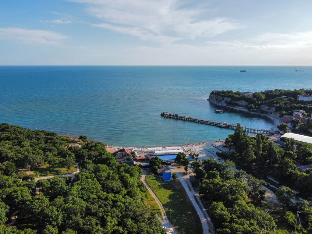 Beach & Waterfront