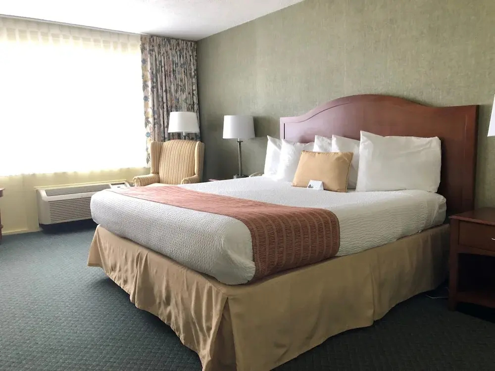Standard Double room with balcony (full double bed)