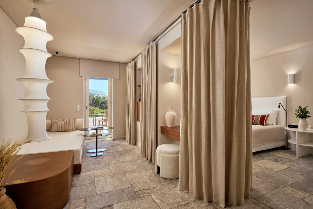 Deluxe Suite with garden view room photo 1