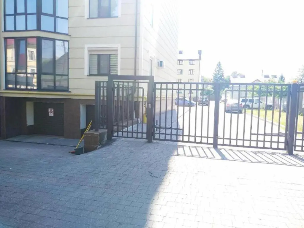 Apartment 112, Drugetov, centre