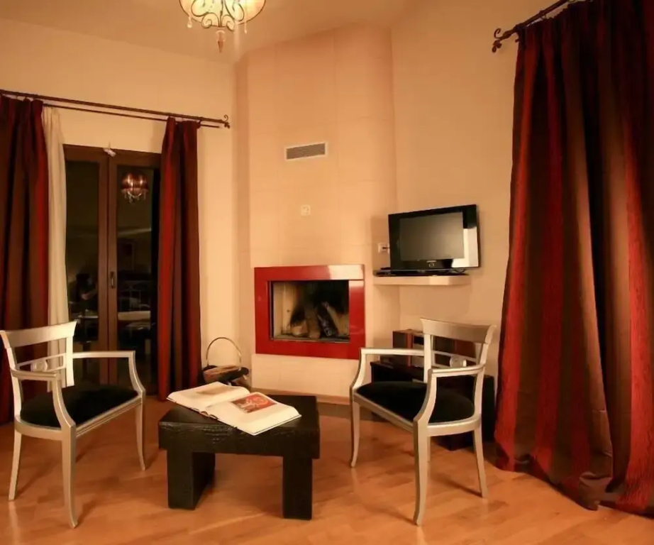 Deluxe Suite with balcony