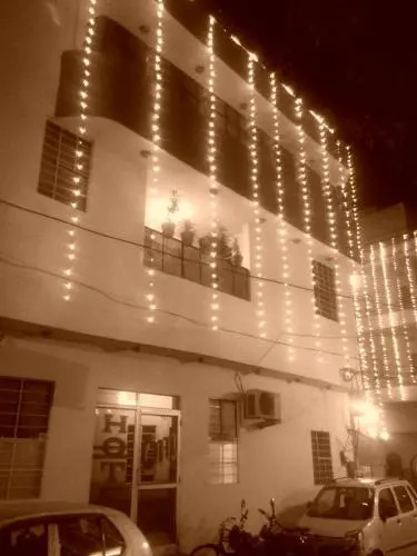 Om Palace Hotel