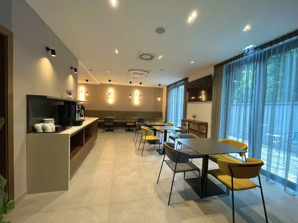 Hotel photo 8
