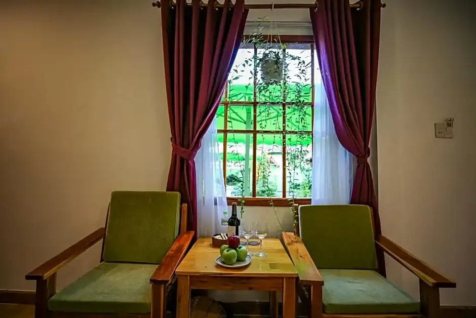 Standard Triple room with garden view