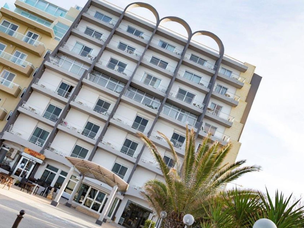 2 BDR seaview Sunny