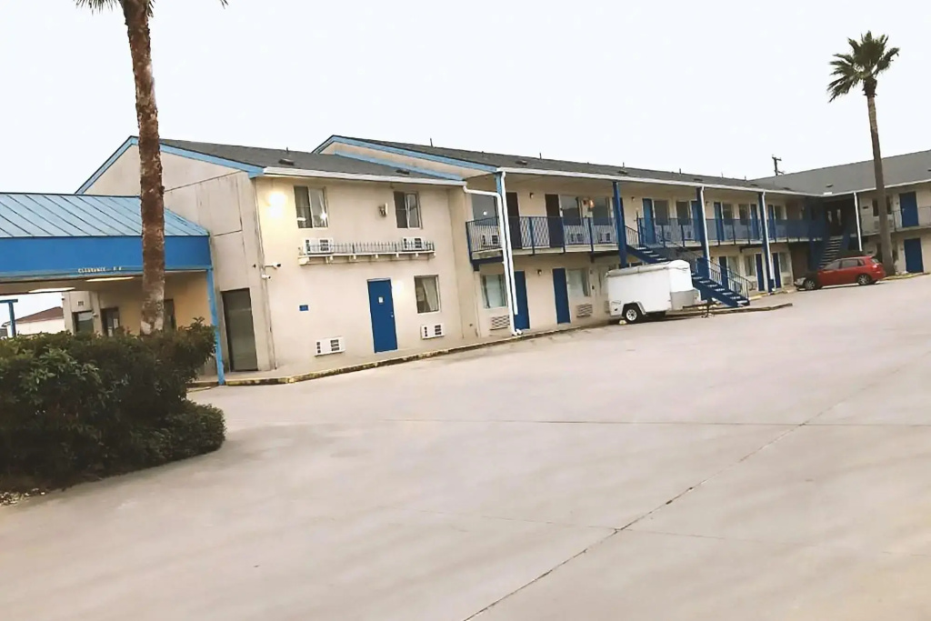 Americas Best Value Inn & Suites San Antonio Arena District