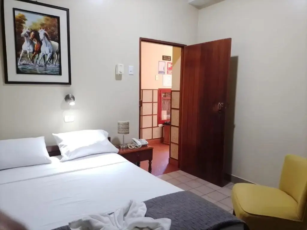 Hospedaje El Virrey - Chambres