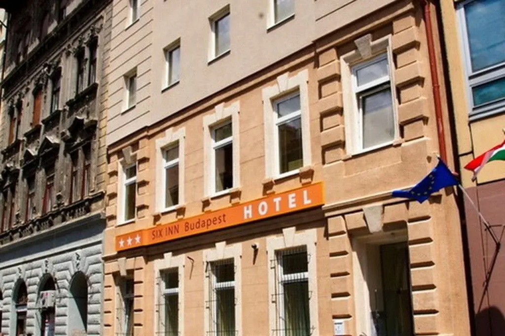 Six Inn Hotel — фото