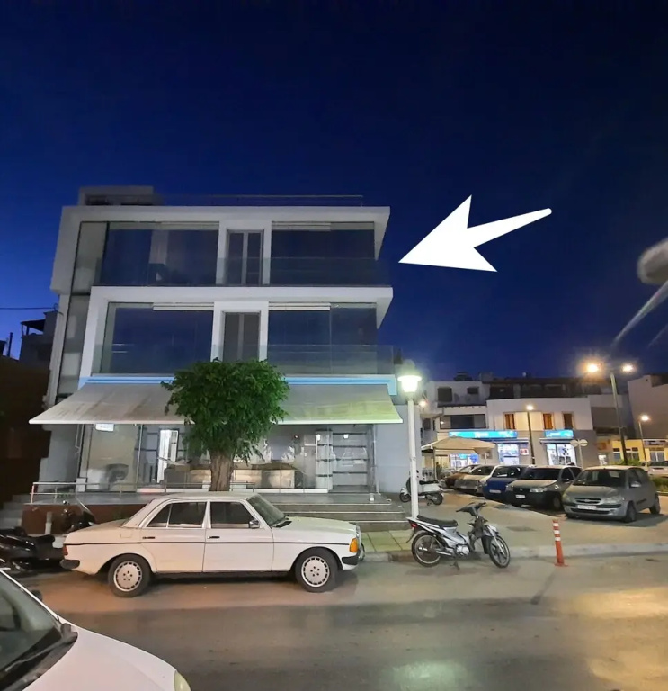 Apartment with balcony
