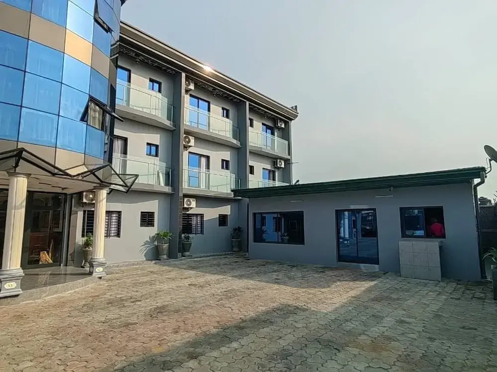 Manbou Hotel