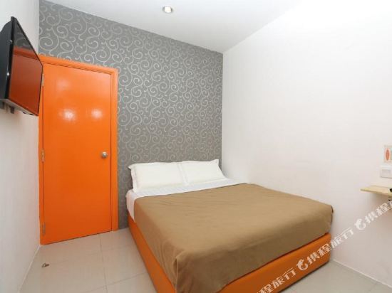 1 Hotel Taman Connaught