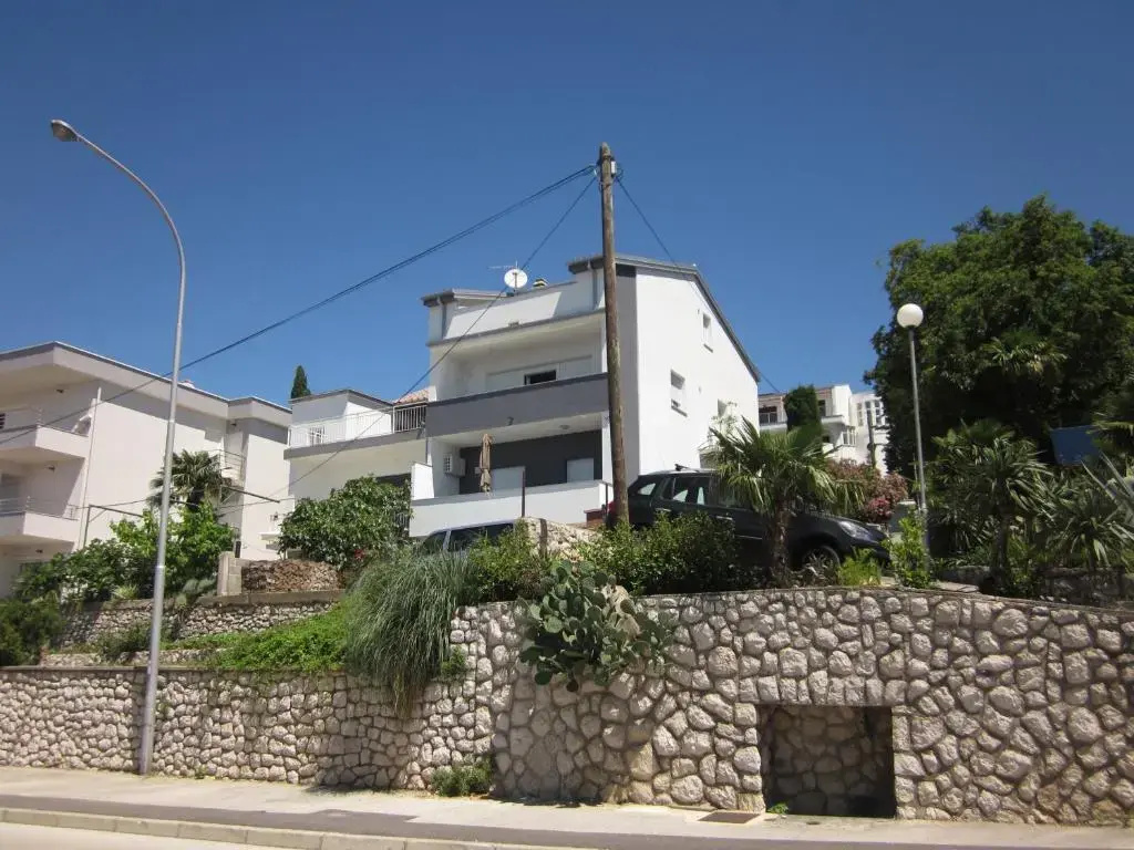 Apartment Lana