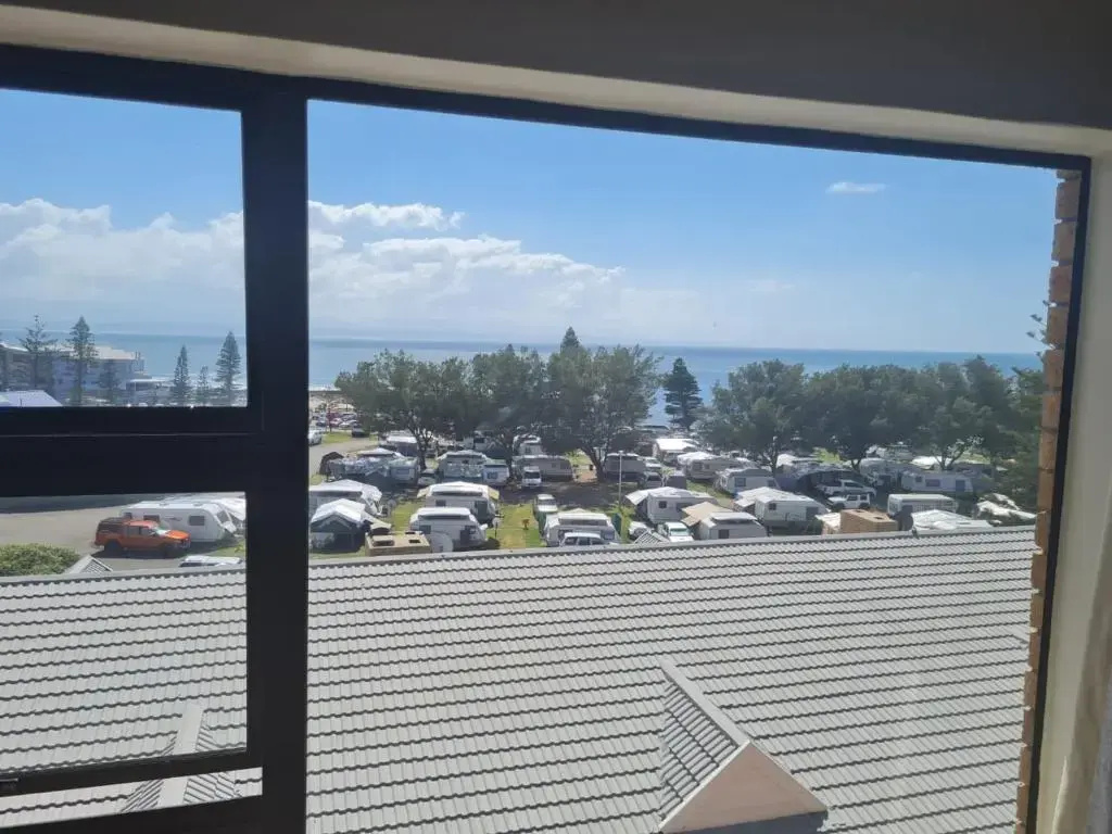 Point Terrace 18