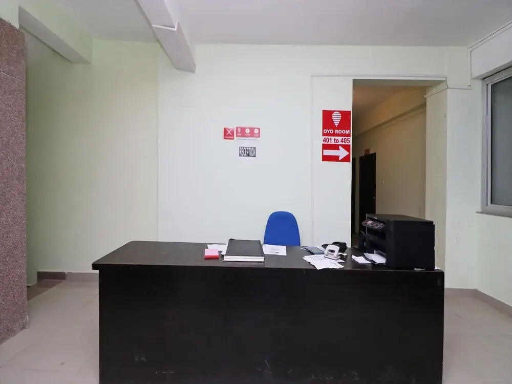 Lobby & Reception