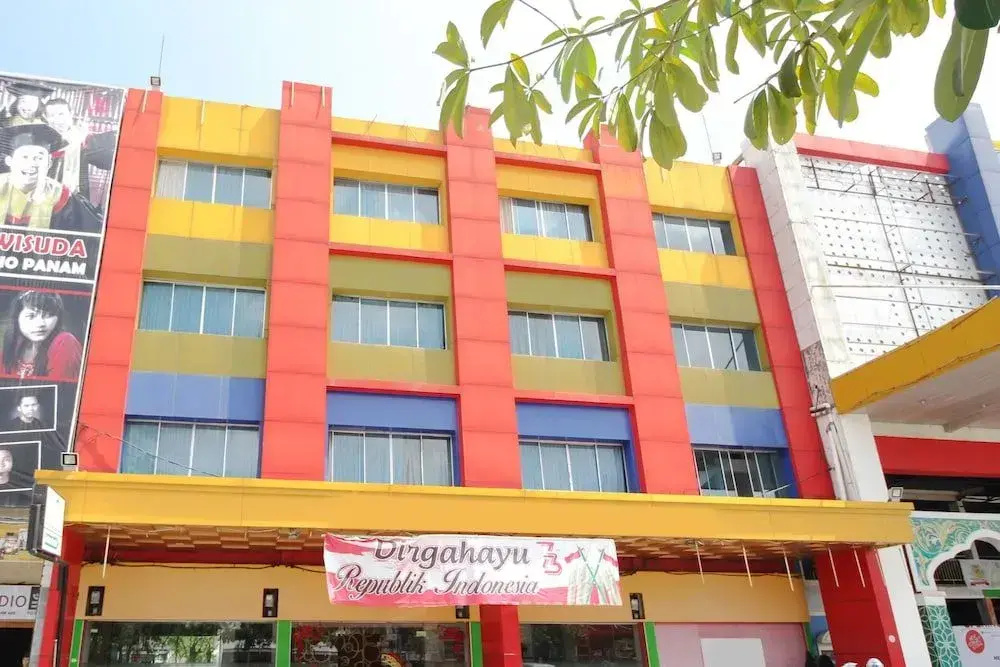 Airy Eco Tampan HR Soebrantas KM 12.5 Pekanbaru