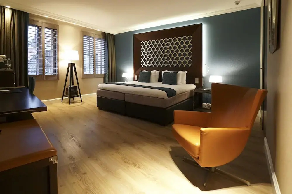 Executive Deluxe Double room (full double bed)