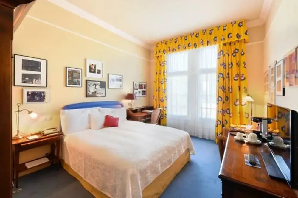 Superior Junior Suite