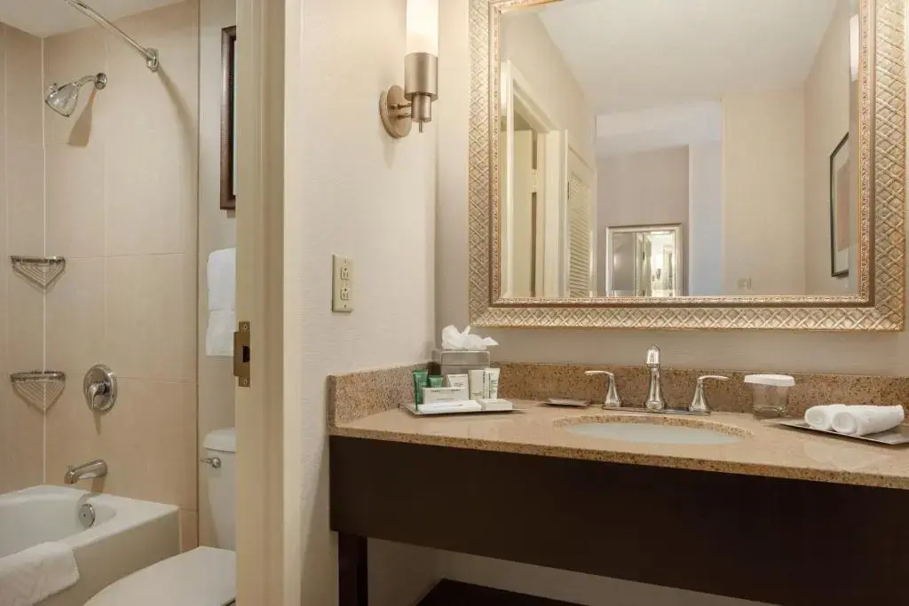 Hilton Fort Wayne at the Grand Wayne Convention Center - Chambres