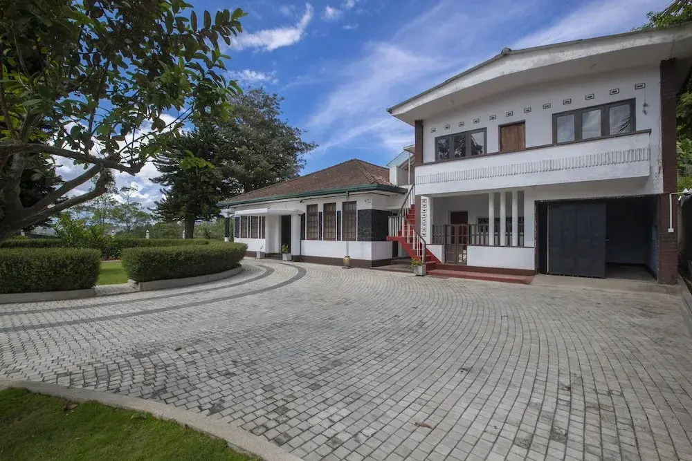 Bandarawela City Bungalow